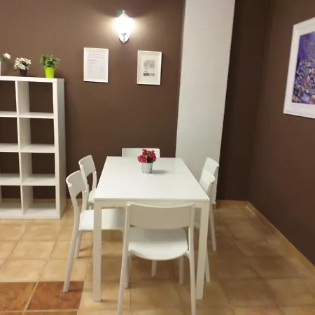 Picasso Apartment